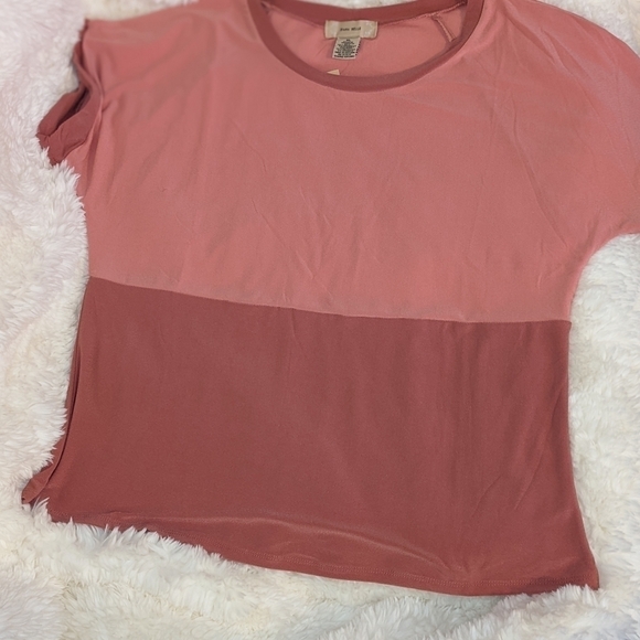 Pink Color Block Short Sleeve Top by Diana Belle NY NWT - Picture 2 of 2